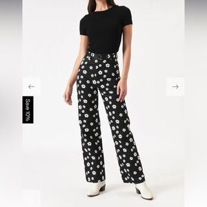 Rolla’s NWT X-Small Black Folk Floral Heidi Pant